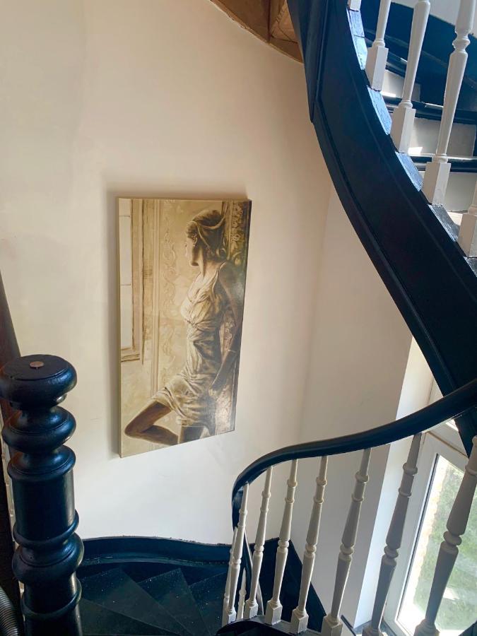 Studio - Tour D'Heloise - 10' De Bruxelles لا هولب المظهر الخارجي الصورة