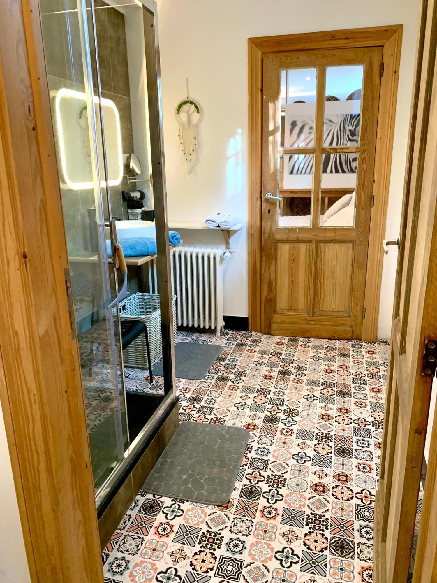 Studio - Tour D'Heloise - 10' De Bruxelles لا هولب المظهر الخارجي الصورة